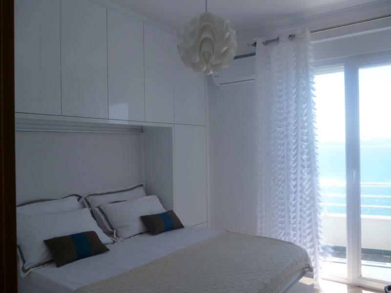 Beautifull Holiday Apartment Larisa Саранде Екстериор снимка